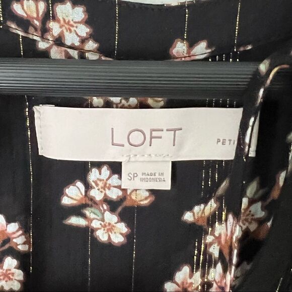 Loft Petite Metallic Floral Long Sleeve Top Blouse - Picture 4 of 5